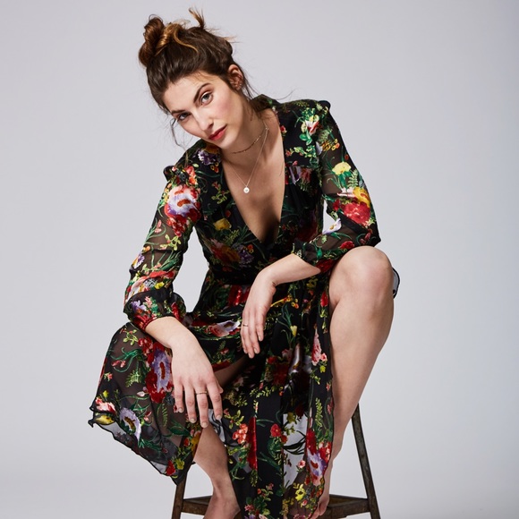 Meet your Posher, Lexi - Picture 5 of 13